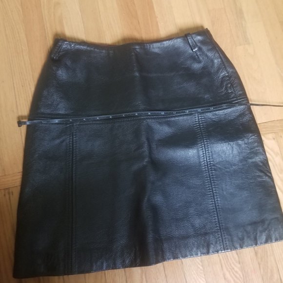 Vintage Leather Mini Skirt - Picture 2 of 5